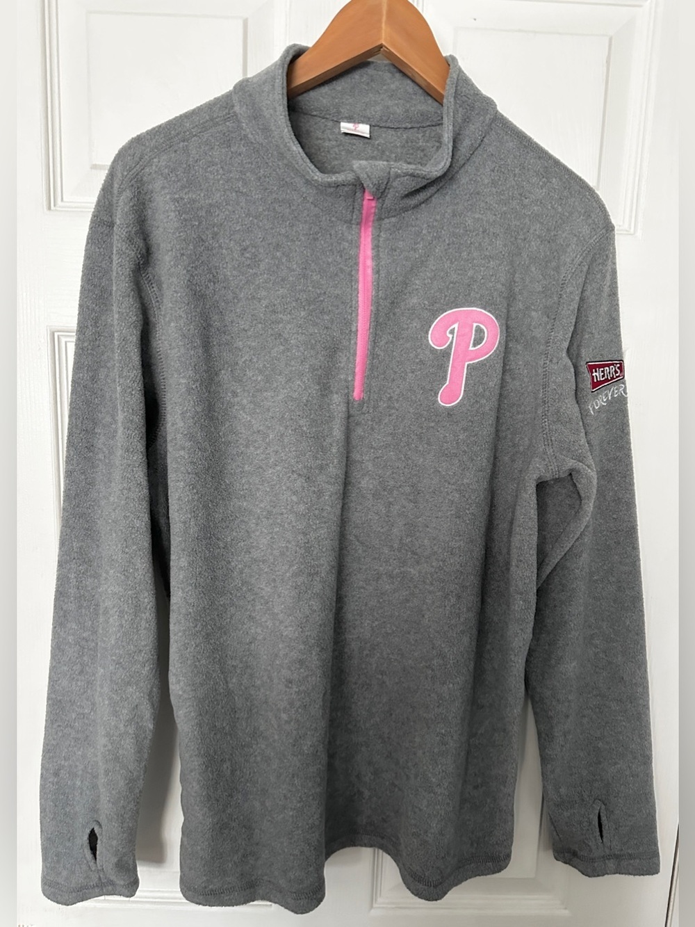 PhilliesXHerr’s Gray Fleece Pullover*SZ~Med*pink*VTG*2019